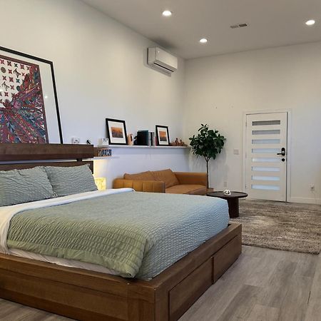 Stunning View Hollywood Hills Guest House ロサンゼルス エクステリア 写真